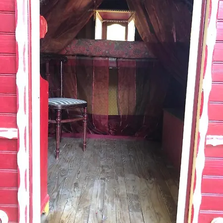 Lodge Les Roulottes De Bayama - Insolite Avec Jacuzzi